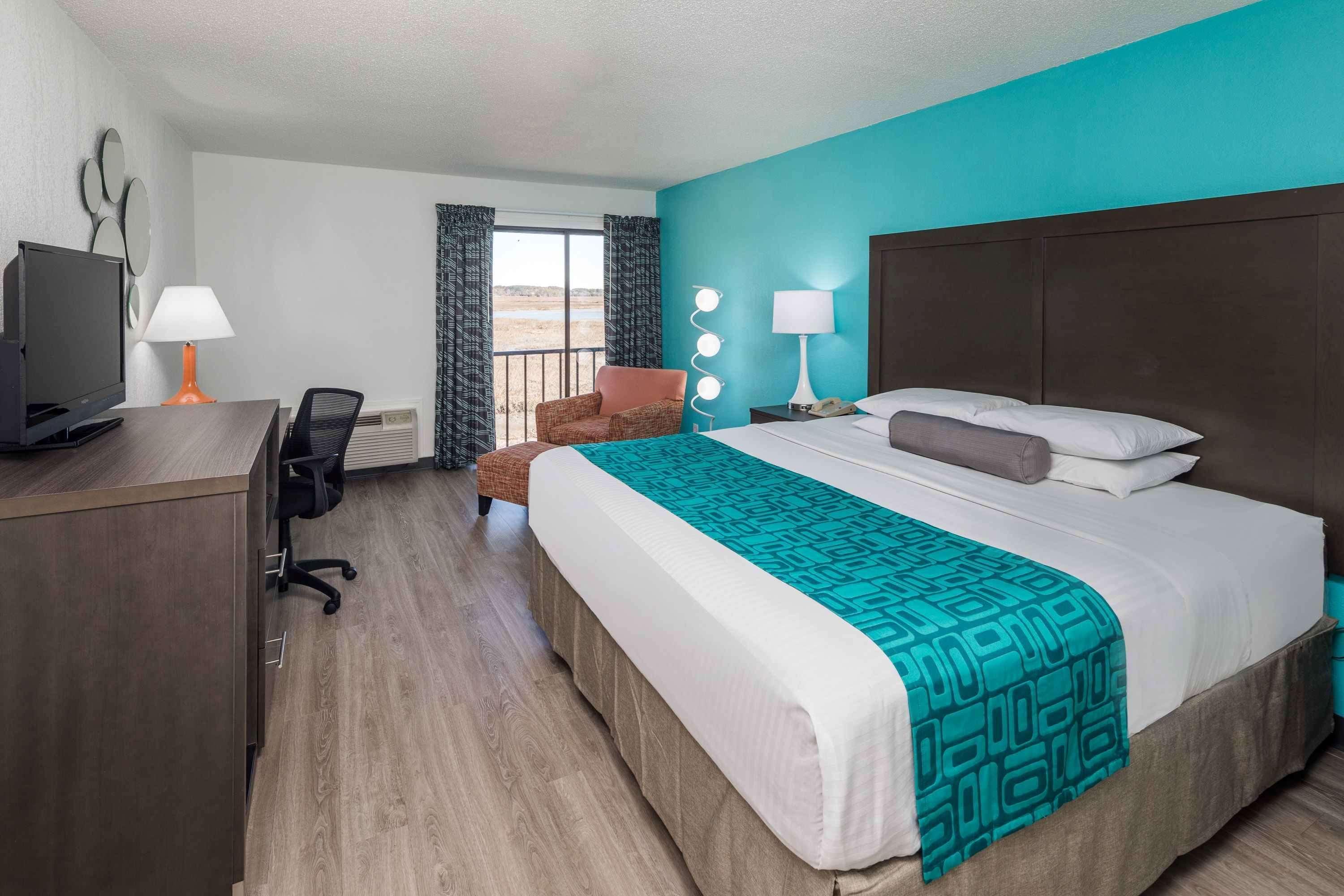 Howard Johnson By Wyndham Beaufort/Parris Island Bagian luar foto