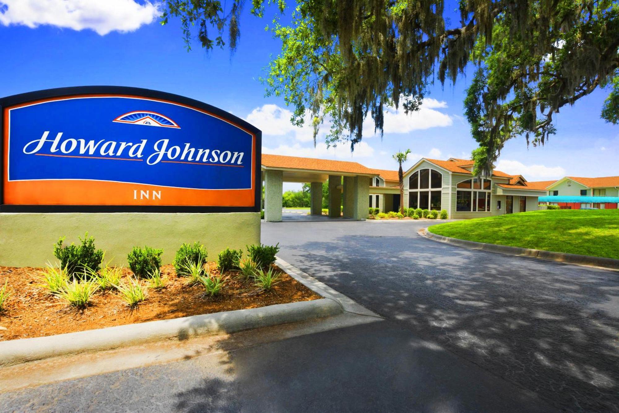 Howard Johnson By Wyndham Beaufort/Parris Island Bagian luar foto